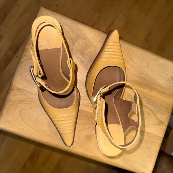 Jeffrey Campbell Presley Pointed Heels - Picture 3 of 5